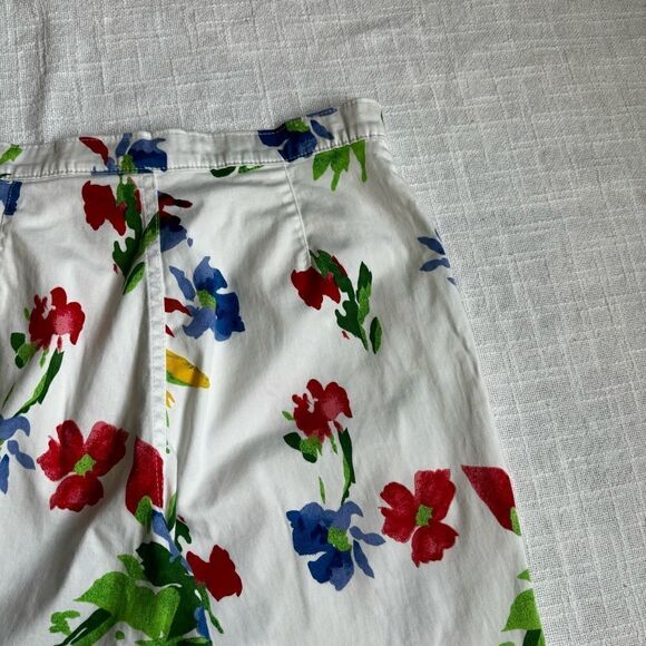 Y2K Bill Blass Stretch Capris White Bright Floral SZ 8 - Picture 11 of 14